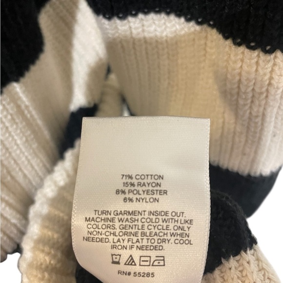 Express Black and Cream Turtleneck Striped Oversized Sweater SZ Small EUC - Picture 3 of 6